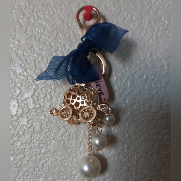 Keychain - Picture 2 of 4